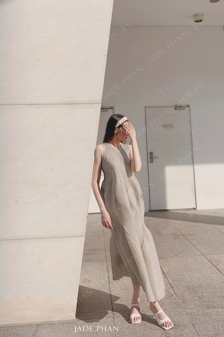 JEUNESSE Pleated Midi Dress - Váy Jeunesse