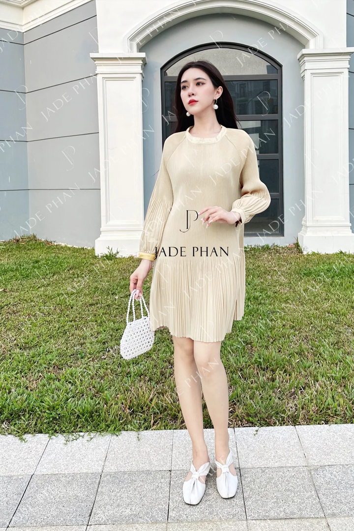 ANNA Pleated Dress - Kem