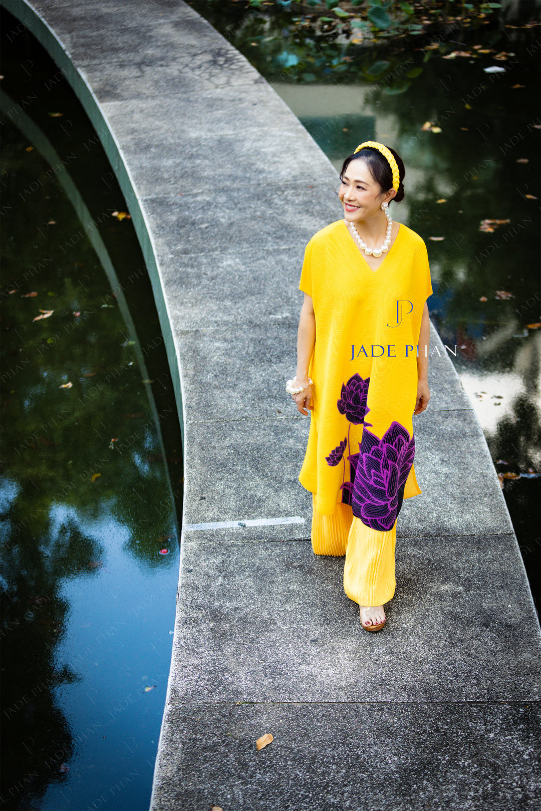 LAGAN Pleated Set - Set Áo dài + Quần