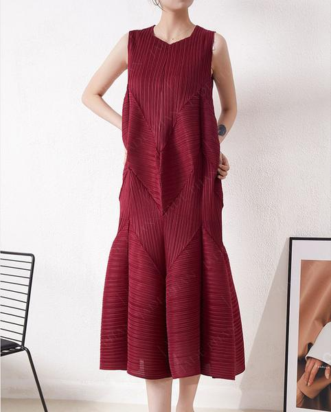 JEUNESSE Pleated Midi Dress - Váy Jeunesse