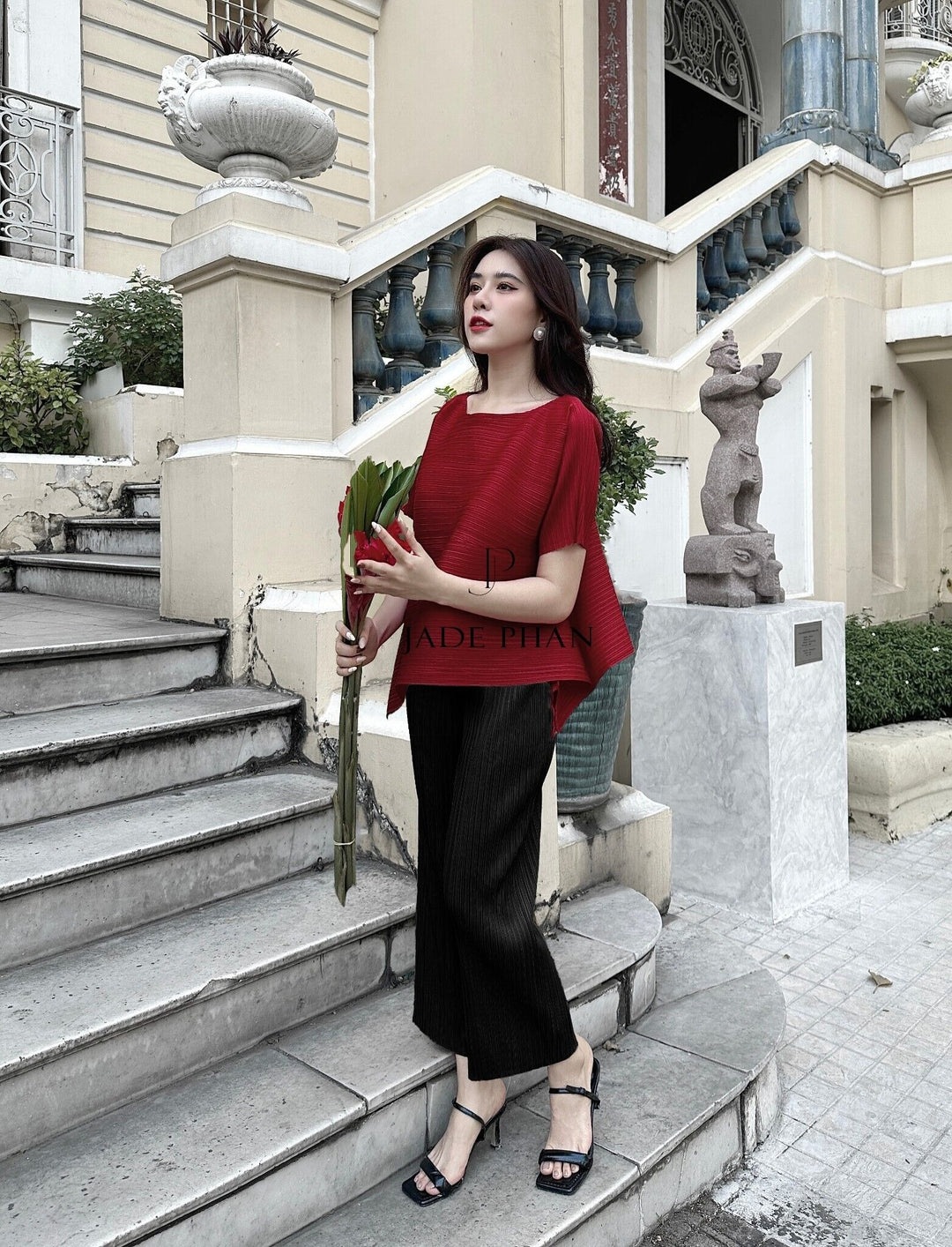 Set Katle Top & Amour Bottom/ Katle Đỏ đô & Amour Đen