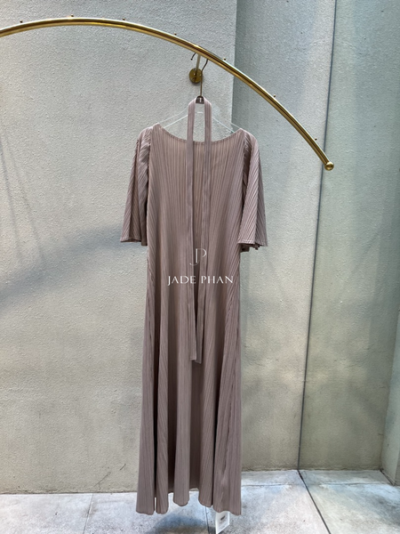 CHARISSE Pleated Dress - Váy Charisse
