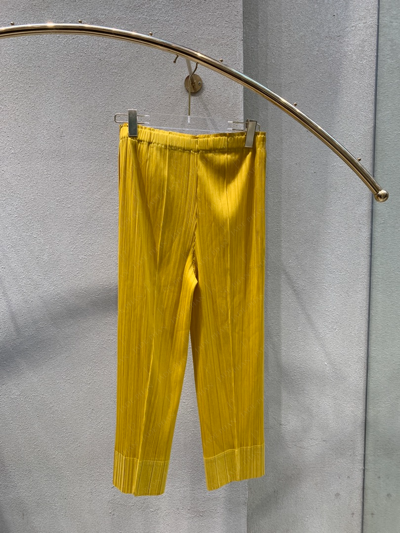 DAISY Bottom/ Quần Daisy