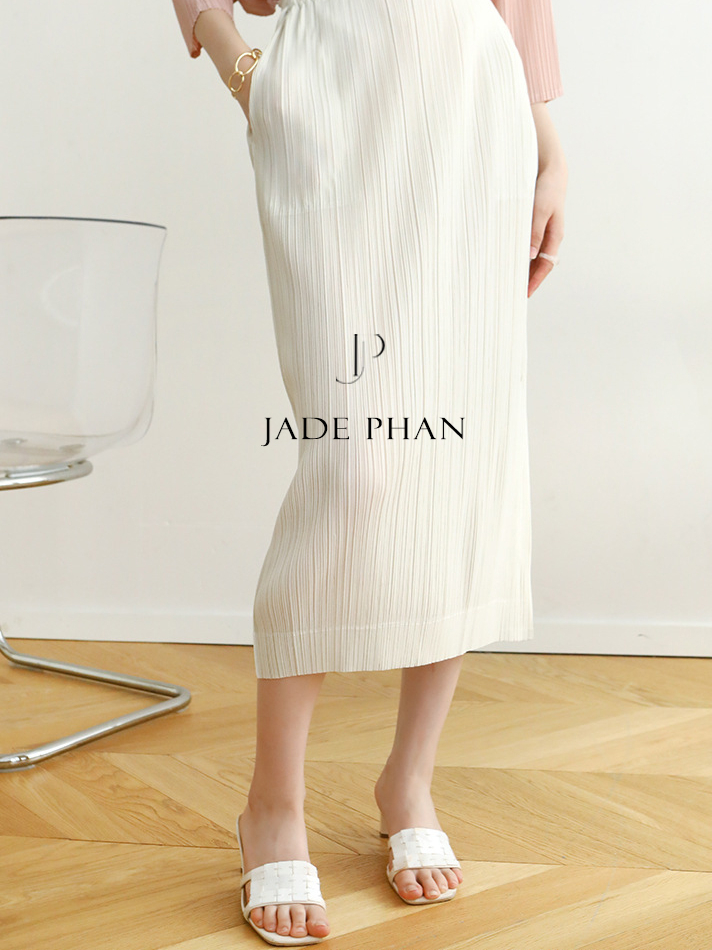 Set Jennie Top & Audora Skirt/ Jennie Trắng Audora Trắng