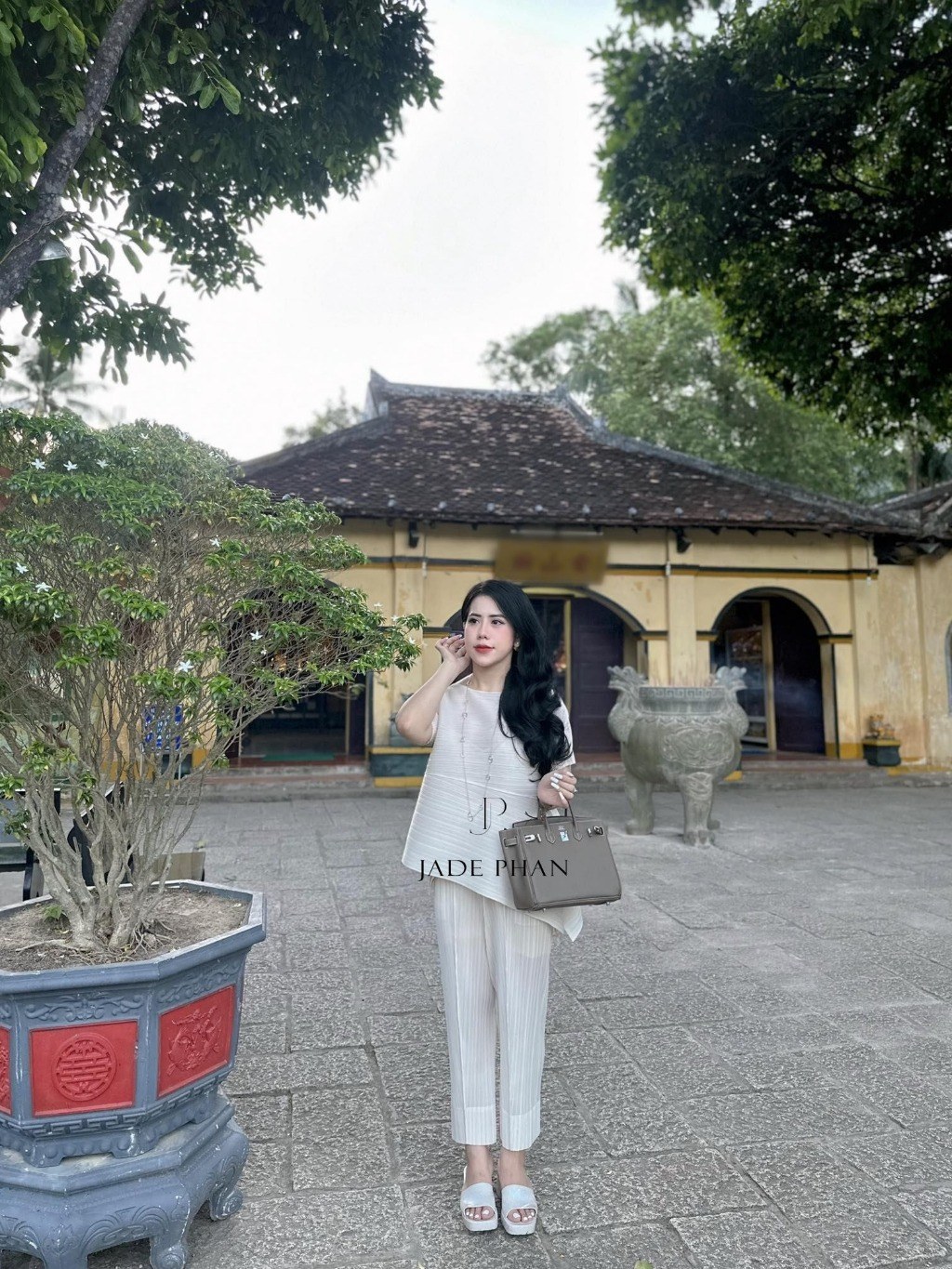 Set Katle Top & Daisy Pants/ Katle Trắng & Daisy Trắng